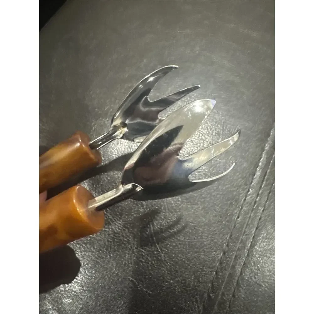 Unbranded vtg bakelite